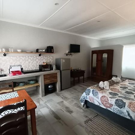Bluewater Guesthouse Порт-Елізабет Екстер'єр фото
